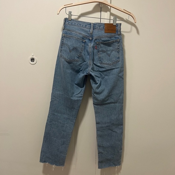 Levi's Women's Blue Jeans size 25 straight wedgie denim pants buttons - Picture 6 of 12